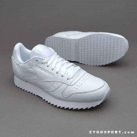 کفش زنانه ریباک کلاسیک AR2348